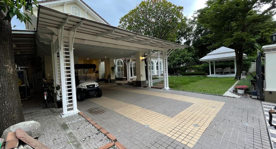 For sale 3 bedrooms house in Bueng Kum, Bangkok