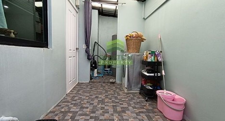 For sale 2 bedrooms townhouse in Bang Phli, Samut Prakan