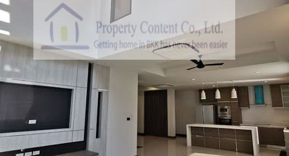 For rent 5 bedrooms house in Bang Na, Bangkok
