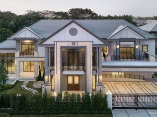 For sale 6 Beds house in Bang Khae, Bangkok