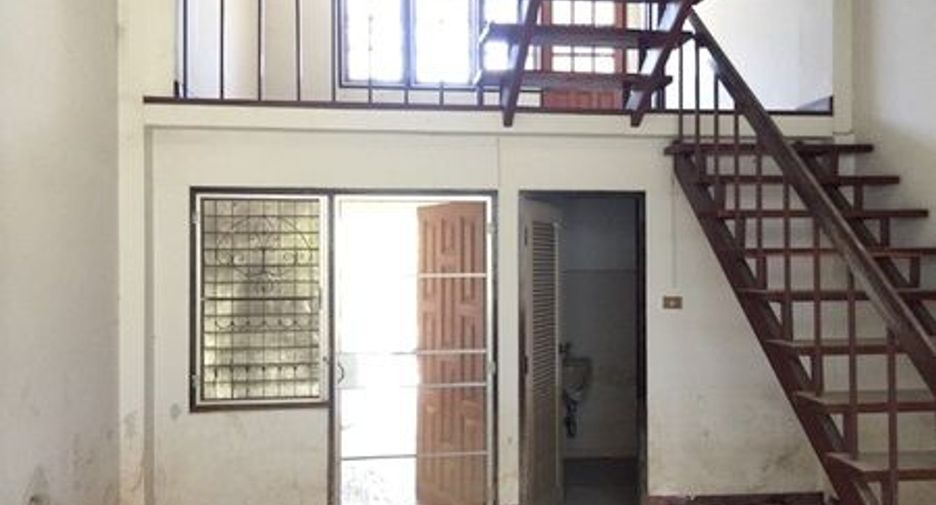 Продажа 2 спальни таунхаус в Mueang Lampang, Lampang