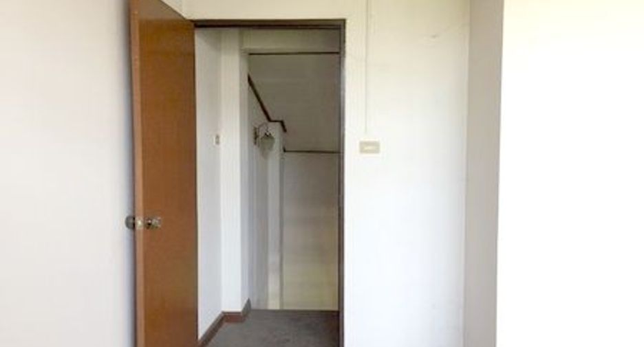 Продажа 2 спальни таунхаус в Mueang Lampang, Lampang