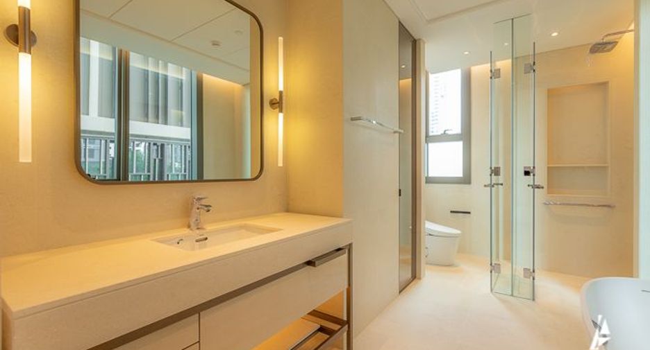 Condo en venta de 2 habitaciones en Pathum Wan, Bangkok
