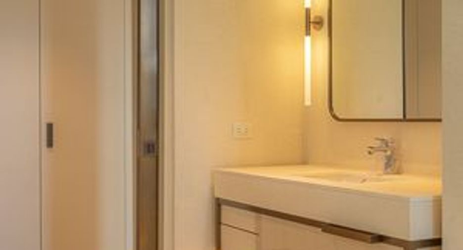Condo en venta de 2 habitaciones en Pathum Wan, Bangkok