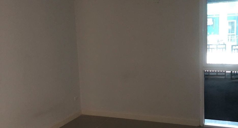 For sale 2 bed townhouse in Kabin Buri, Prachin Buri