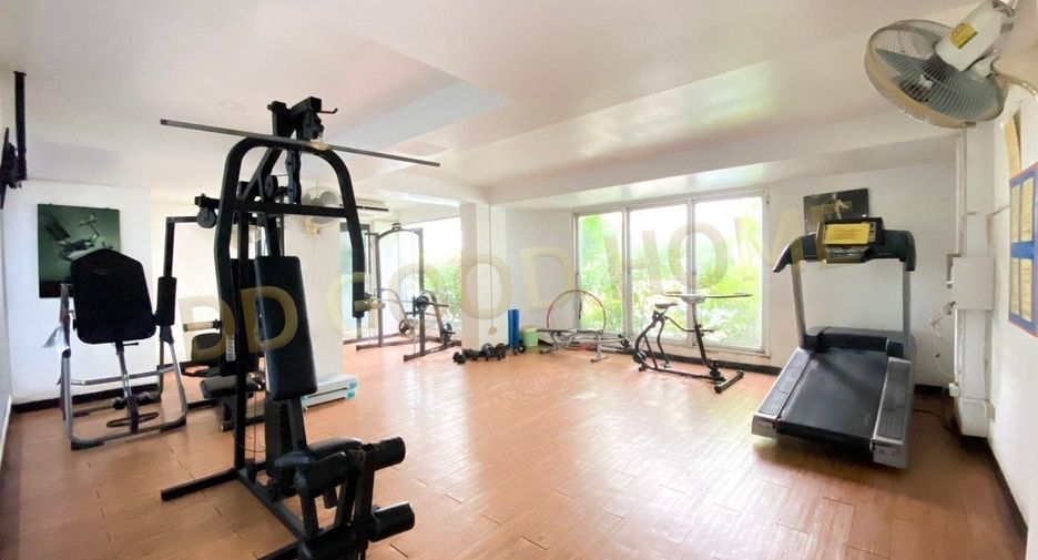 For sale 2 bedrooms condo in Khlong Toei, Bangkok