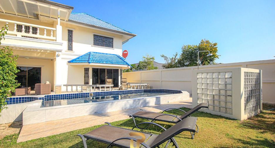 For sale 3 bedrooms villa in Cha Am, Phetchaburi