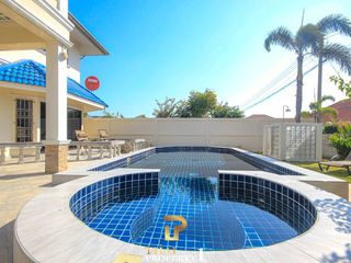 For sale 3 bedrooms villa in Cha Am, Phetchaburi