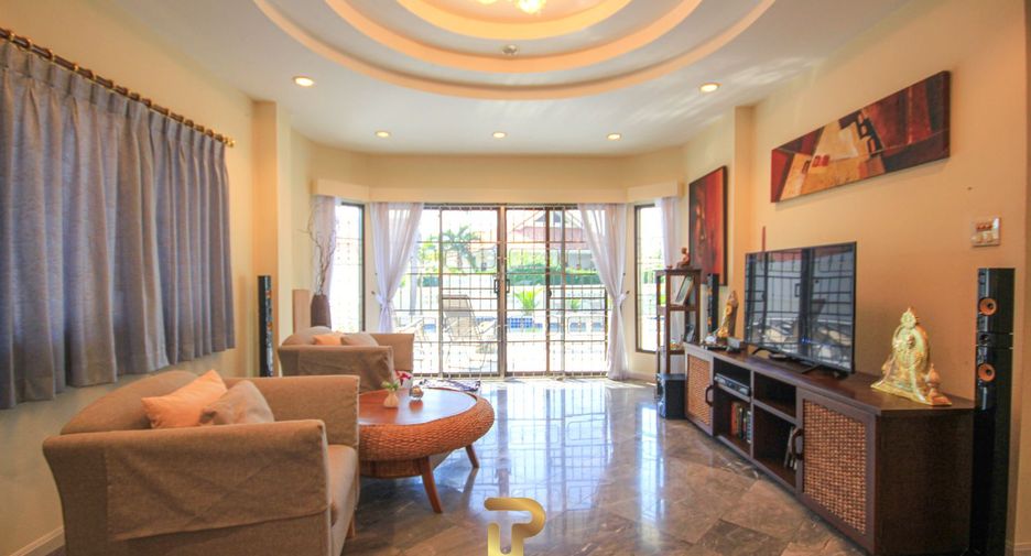 For sale 3 bedrooms villa in Cha Am, Phetchaburi