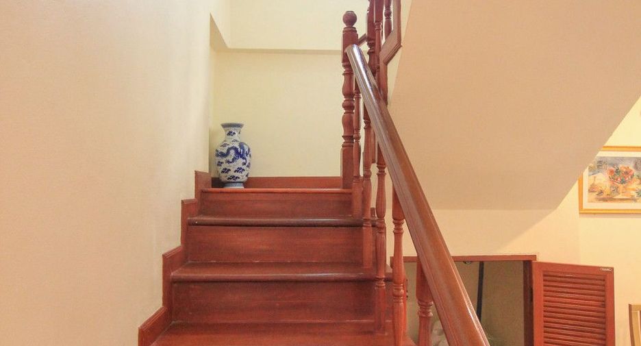 For sale 3 bedrooms villa in Cha Am, Phetchaburi