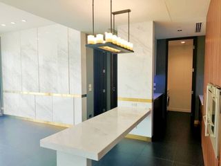 For rent and for sale 2 bedrooms condo in Pathum Wan, Bangkok