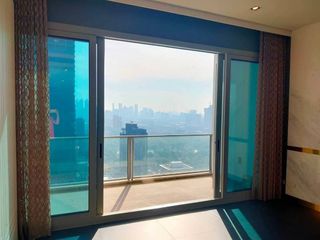 For rent and for sale 2 bedrooms condo in Pathum Wan, Bangkok