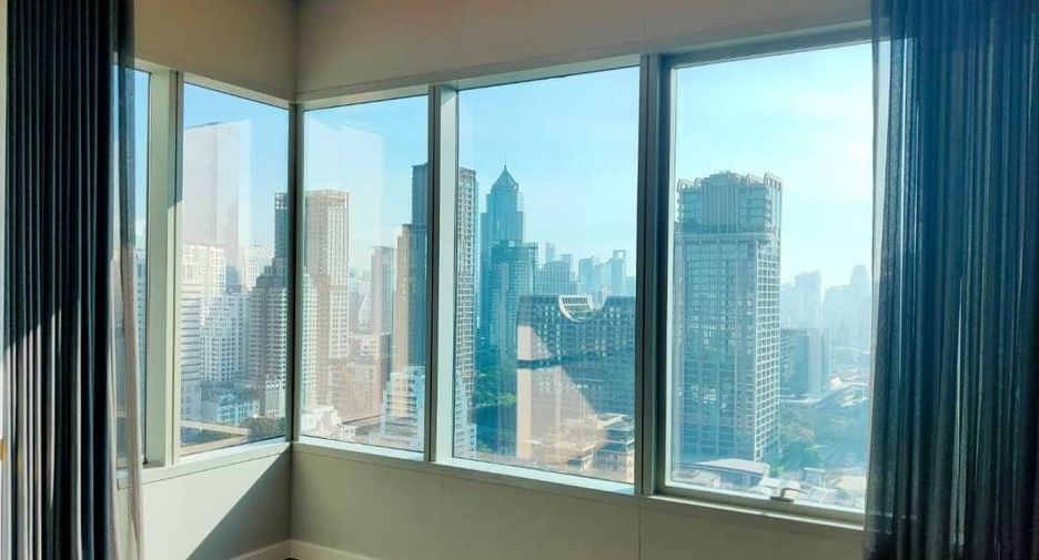 À louer et à vendre 2 chambres condo à Pathum Wan, Bangkok