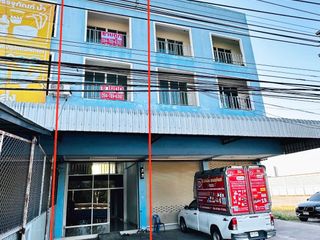 For sale 4 bed retail Space in Damnoen Saduak, Ratchaburi