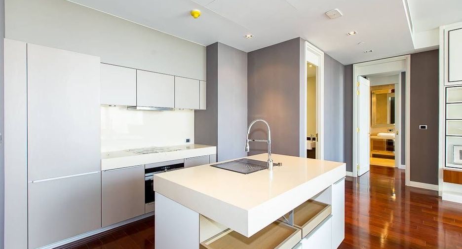 For rent and for sale 2 bedrooms condo in Khlong Toei, Bangkok