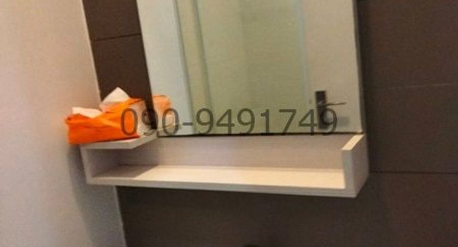 For rent 2 bedrooms condo in Thon Buri, Bangkok