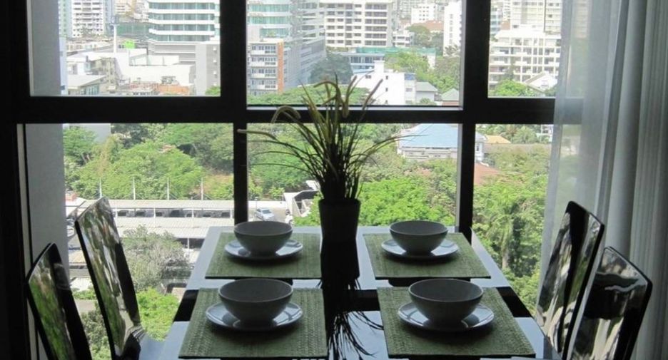 For rent and for sale studio condo in Watthana, Bangkok