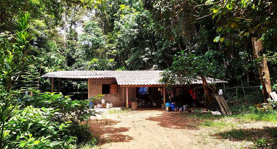 出售 商业空间 在 Klaeng, Rayong