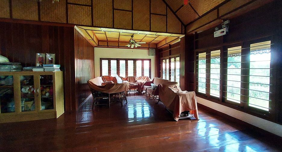 出售 商业空间 在 Klaeng, Rayong