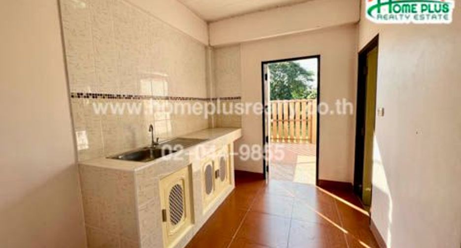 For sale 3 bedrooms retail Space in Mueang Ang Thong, Ang Thong