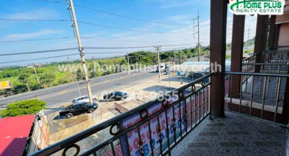 For sale 3 bedrooms retail Space in Mueang Ang Thong, Ang Thong