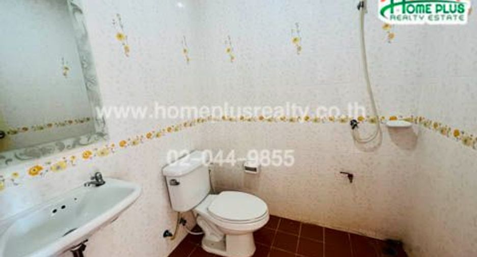 For sale 3 bedrooms retail Space in Mueang Ang Thong, Ang Thong