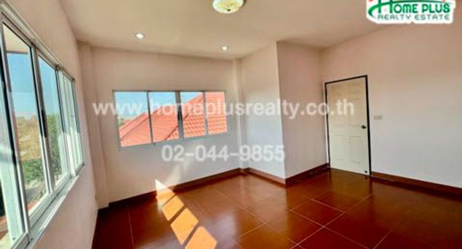 For sale 3 bedrooms retail Space in Mueang Ang Thong, Ang Thong