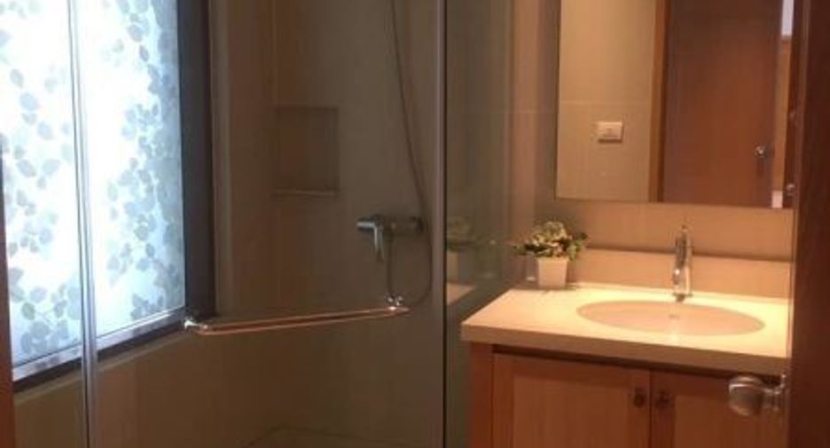 For rent and for sale 2 bedrooms condo in Khlong Toei, Bangkok