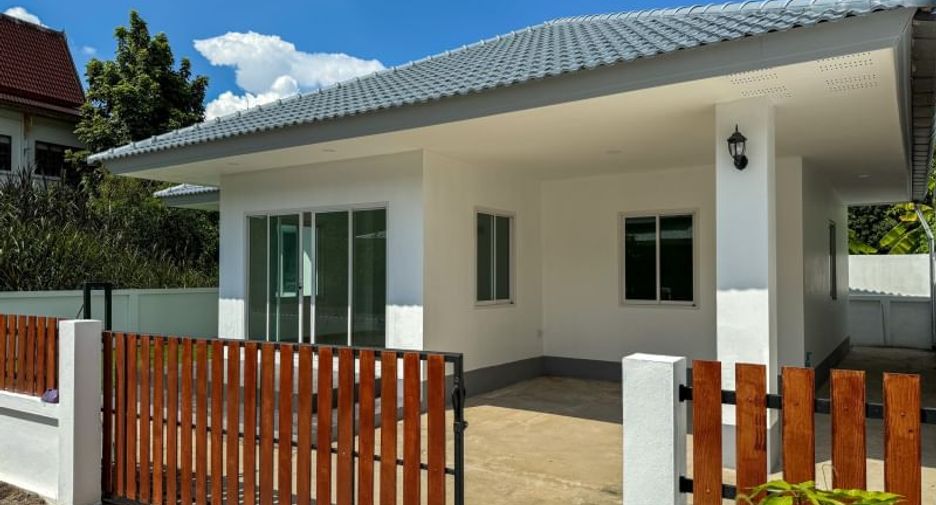 For sale 2 bedrooms house in Saraphi, Chiang Mai