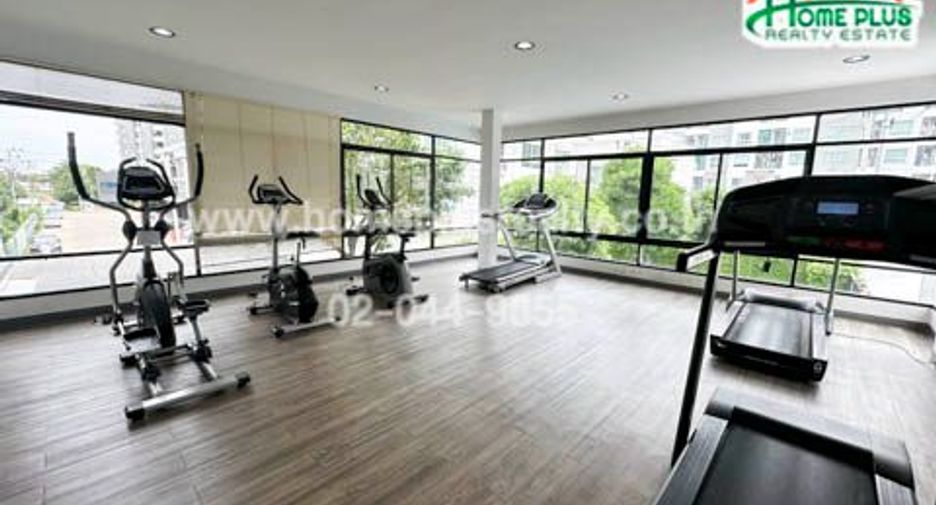 For sale 1 bed condo in Mueang Pathum Thani, Pathum Thani