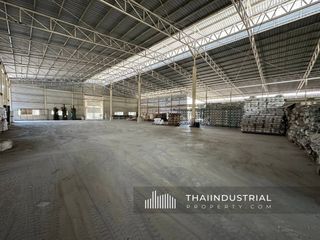 出租 仓库 在 Mueang Samut Prakan, Samut Prakan
