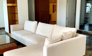 For rent 2 bedrooms condo in Pathum Wan, Bangkok