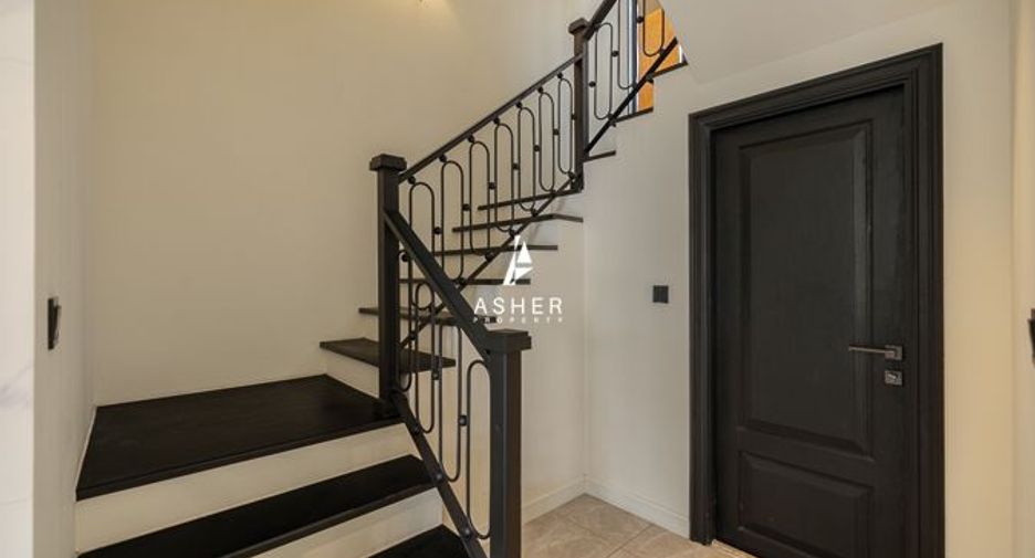 Haus zum Kauf mit 3 Zimmer in Sathon, Bangkok
