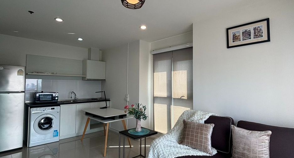 For sale 2 bedrooms condo in Khlong Toei, Bangkok
