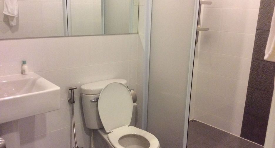 For sale 2 bedrooms condo in Khlong Toei, Bangkok