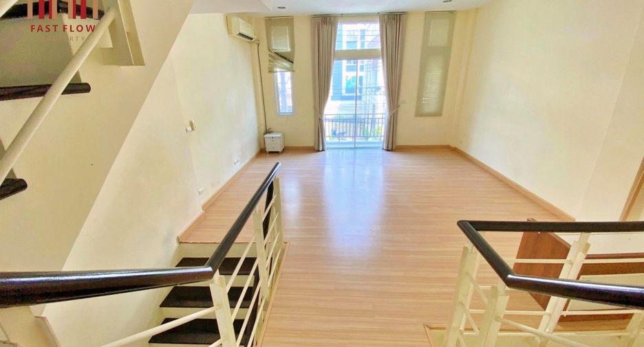 For sale 3 Beds townhouse in Bueng Kum, Bangkok