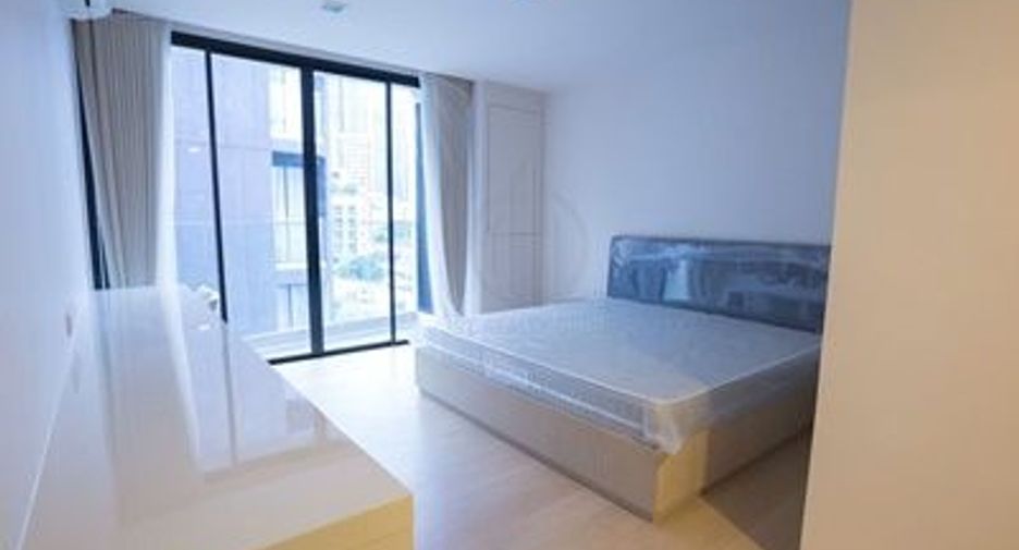 For sale 2 bedrooms condo in Khlong Toei, Bangkok