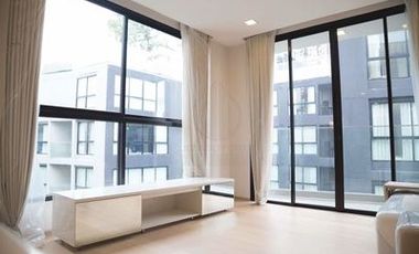 Condo en venta de 2 habitaciones en Khlong Toei, Bangkok