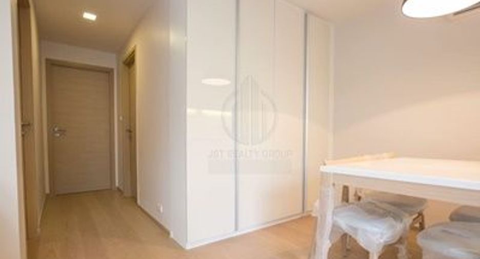 For sale 2 bedrooms condo in Khlong Toei, Bangkok