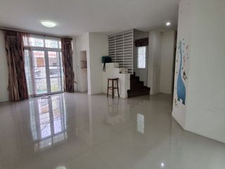 出售 3 卧室 联排别墅 在 Bang Bua Thong, Nonthaburi