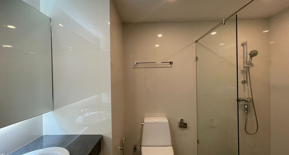 For rent 3 ベッドルーム apartment in Khlong Toei, Bangkok