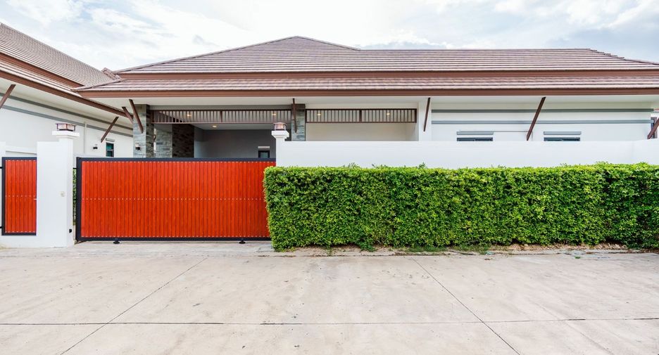For sale 3 bedrooms house in Cha Am, Phetchaburi