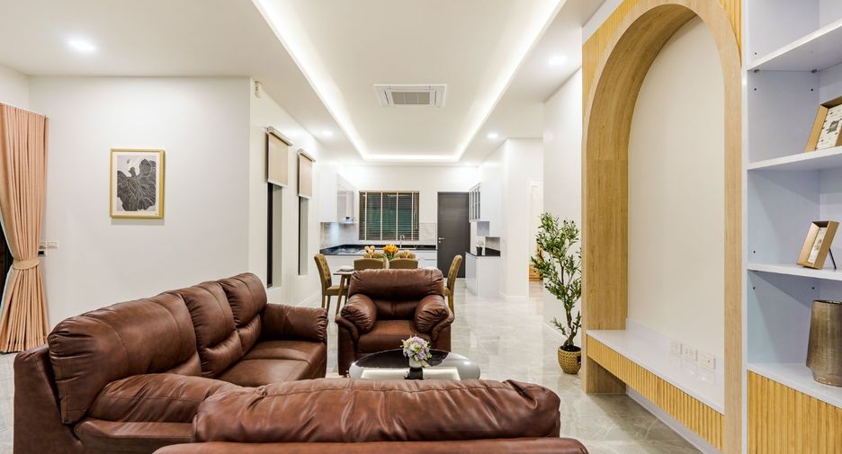 For sale 3 bedrooms house in Cha Am, Phetchaburi
