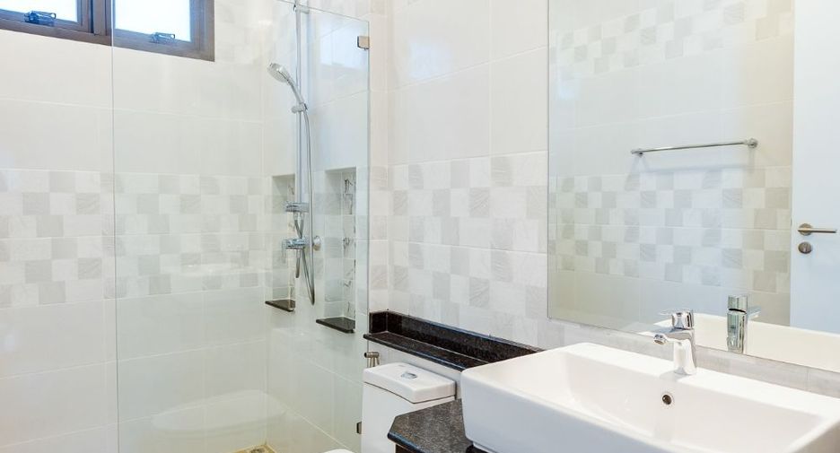For sale 3 bedrooms house in Cha Am, Phetchaburi