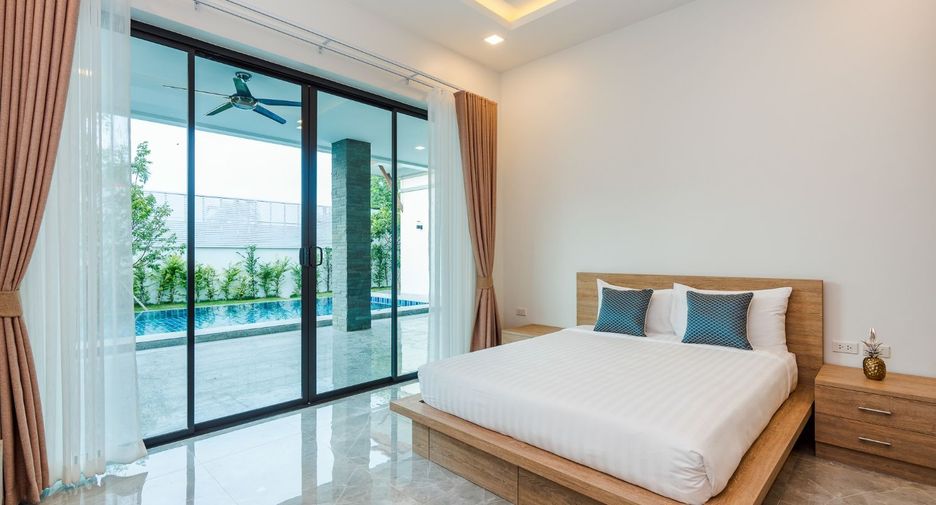For sale 3 bedrooms house in Cha Am, Phetchaburi