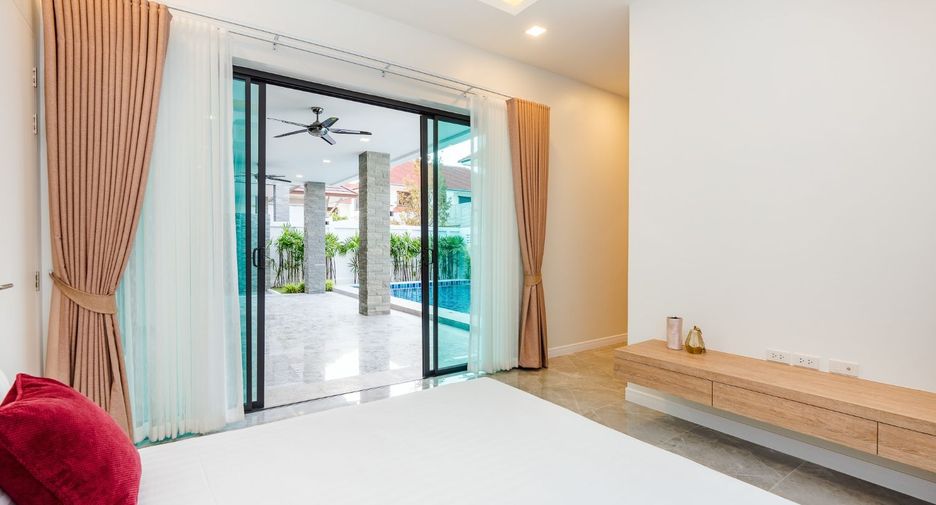 For sale 3 bedrooms house in Cha Am, Phetchaburi