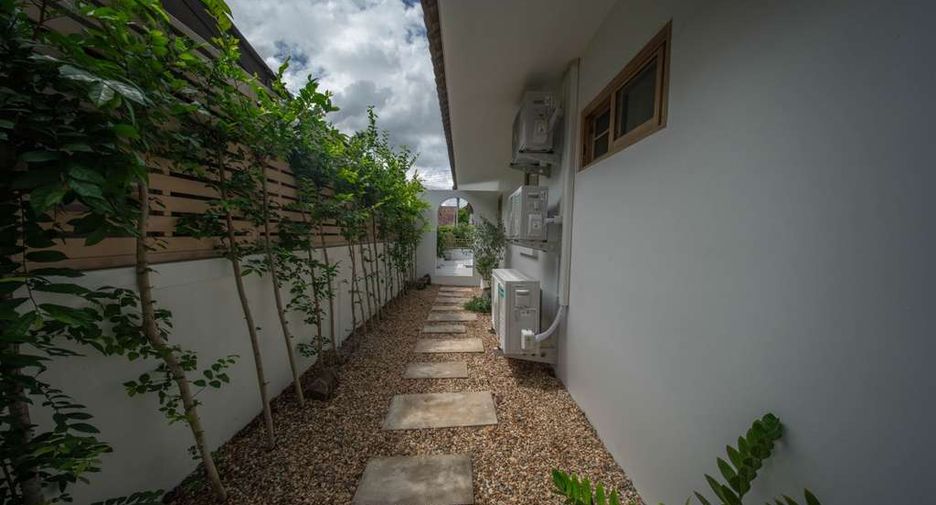For sale 3 bedrooms villa in San Sai, Chiang Mai