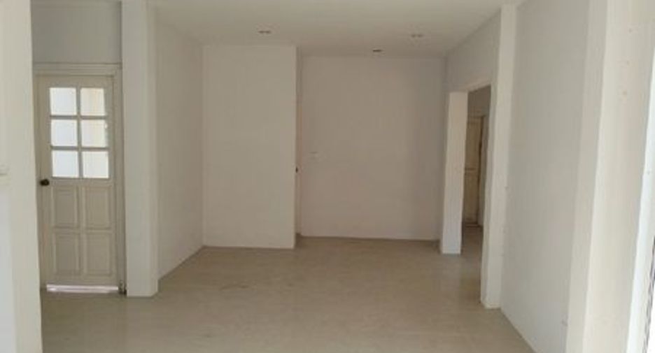 For sale 3 ベッドルーム house in Bang Bon, Bangkok