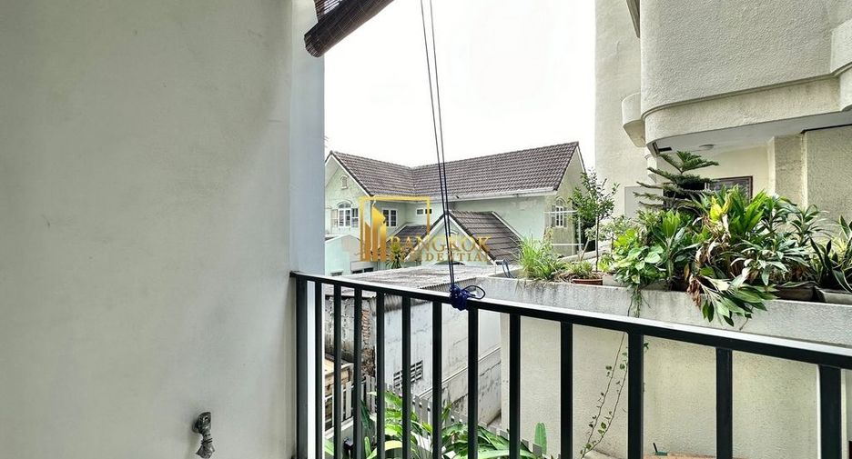À louer 2 chambres appartement à Watthana, Bangkok