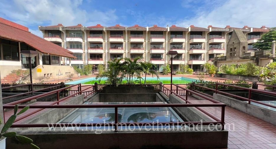 For rent and for sale 4 bedrooms townhouse in Suan Luang, Bangkok